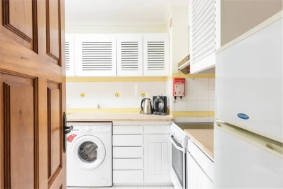 Apartamento T3 para Arrendamento férias em Quarteira