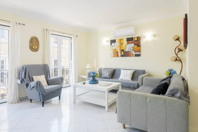 Apartamento T3 para Arrendamento férias em Quarteira