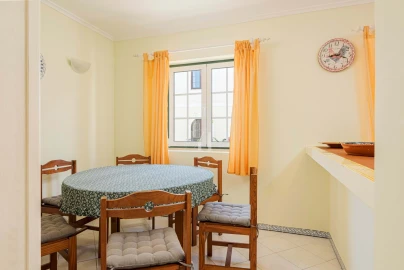 Apartamento T3 para Arrendamento férias em Quarteira