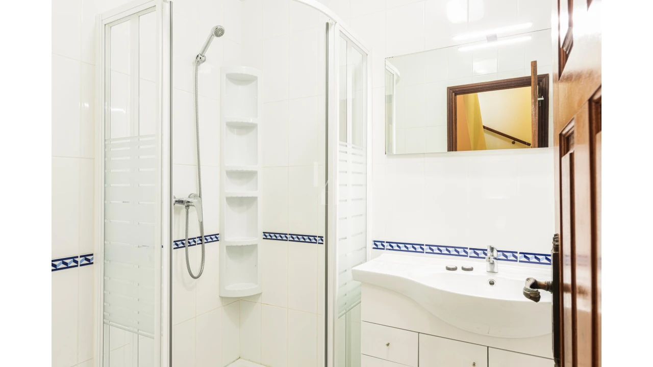 Apartamento T3 para Arrendamento férias em Quarteira Foto 22