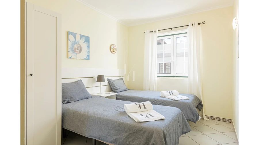 Apartamento T3 para Arrendamento férias em Quarteira Foto 19