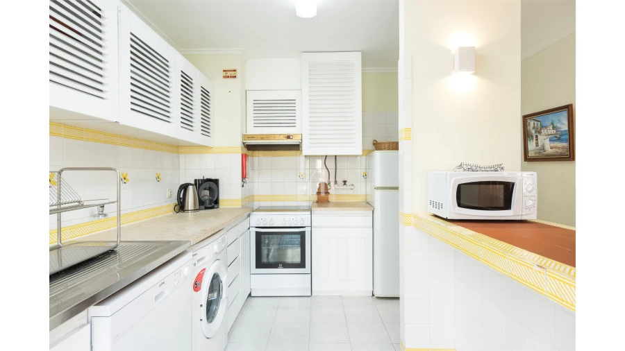 Apartamento T3 para Arrendamento férias em Quarteira Foto 9