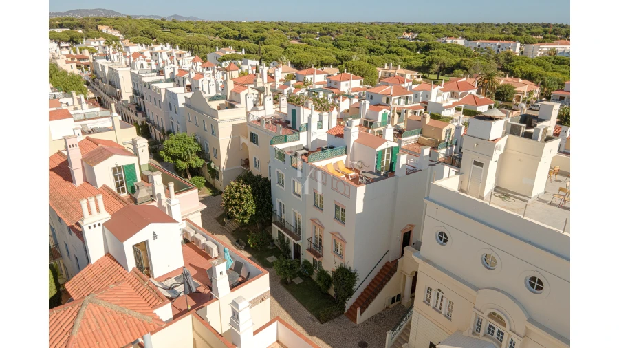 Apartamento T3 para Arrendamento férias em Quarteira Foto 3