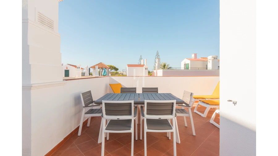 Apartamento T3 para Arrendamento férias em Quarteira Foto 28