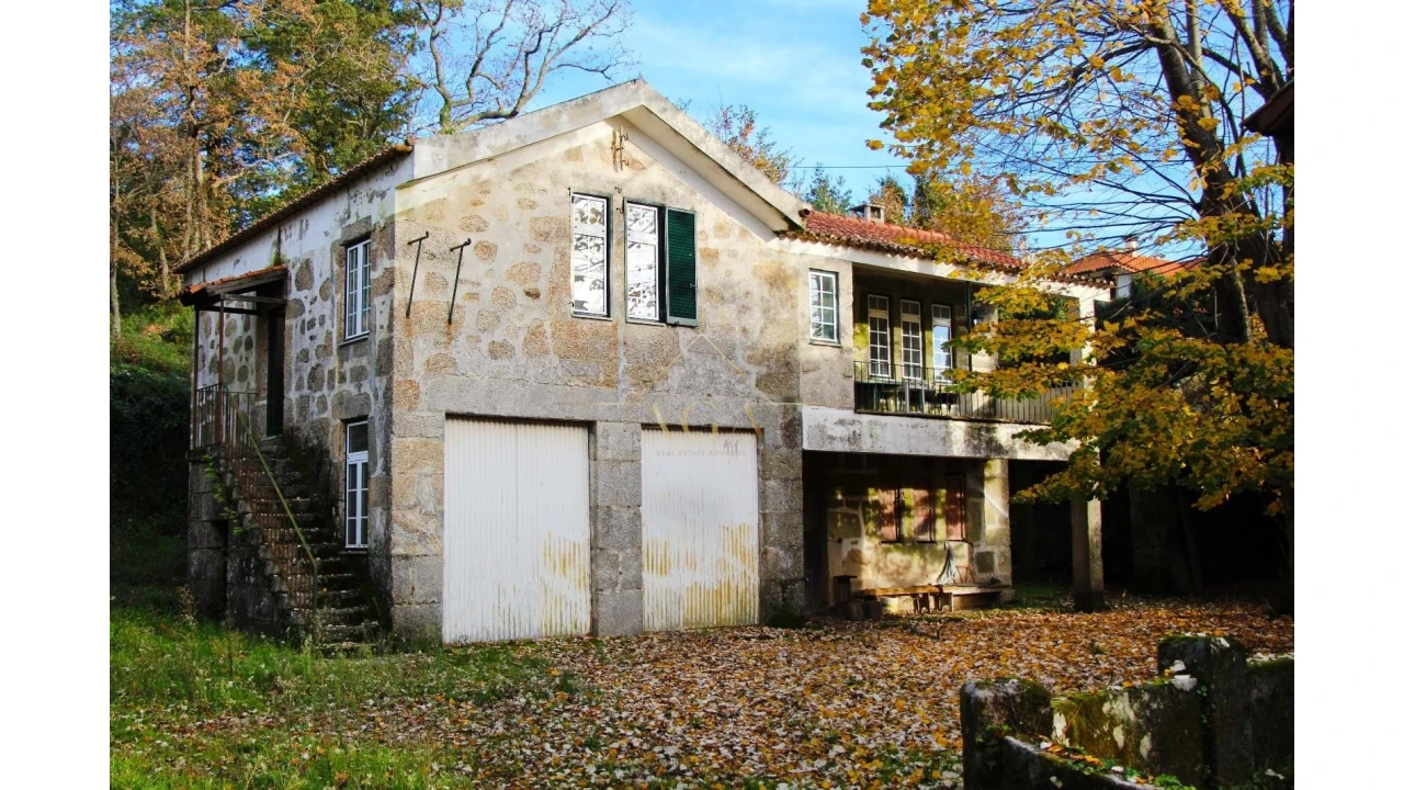 Moradia T6 para Venda em Gouveia (São Pedro e São Julião) Foto 34