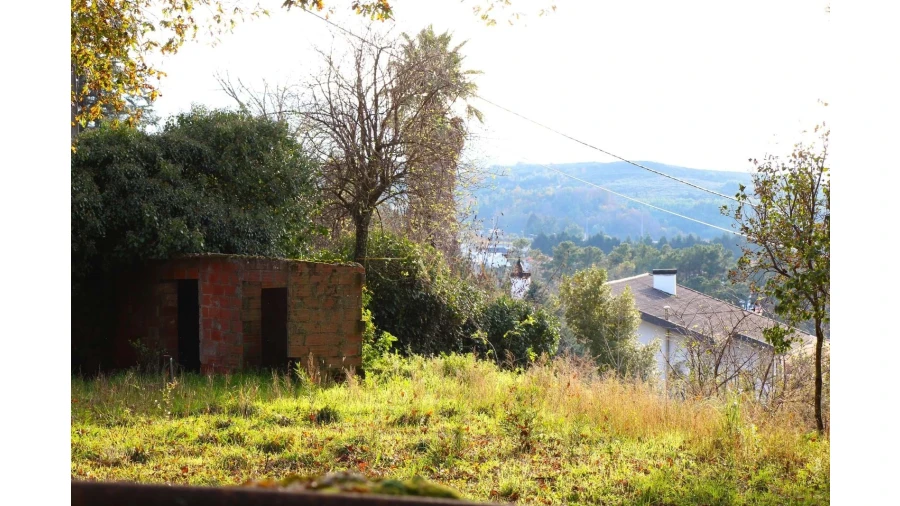 Moradia T6 para Venda em Gouveia (São Pedro e São Julião) Foto 24