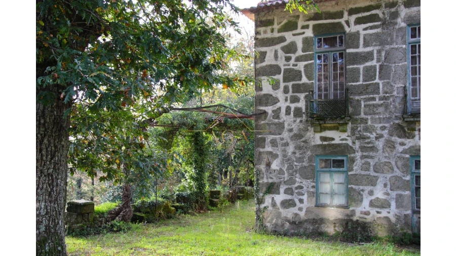 Moradia T6 para Venda em Gouveia (São Pedro e São Julião) Foto 46