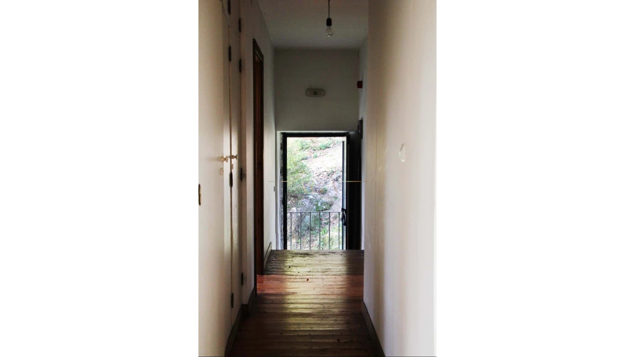 Moradia T6 para Venda em Gouveia (São Pedro e São Julião) Foto 44