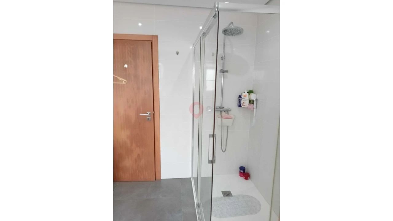 Moradia T5 para Venda em Mazedo e Cortes Foto 13