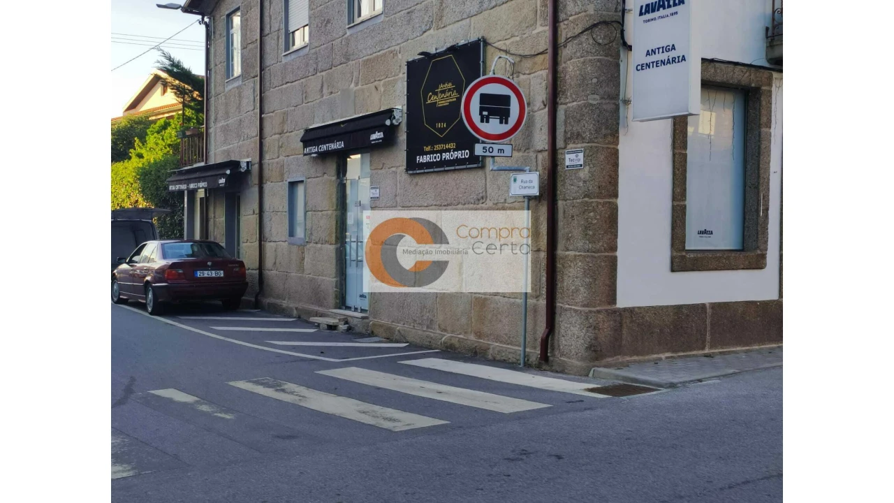 Negócio para Arrendamento em Caldelas Foto 1
