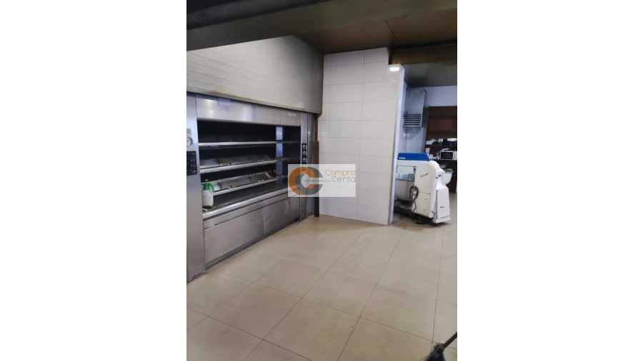 Negócio para Arrendamento em Caldelas Foto 4