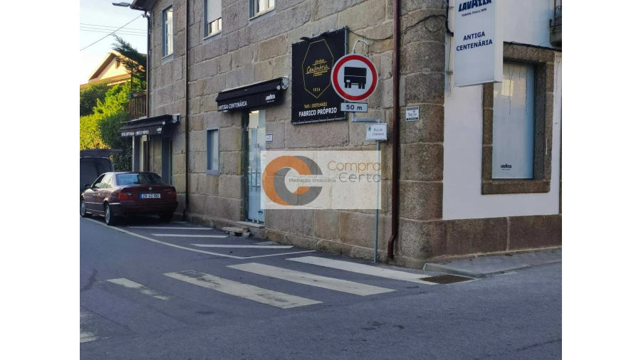 Negócio para Arrendamento em Caldelas Foto 1