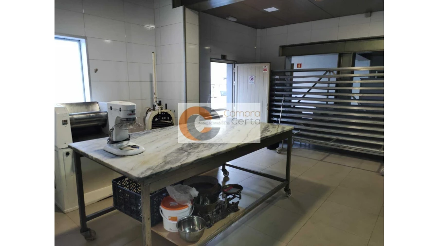 Negócio para Arrendamento em Caldelas Foto 16