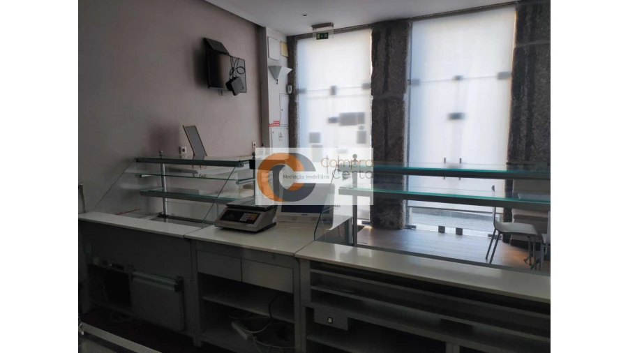 Negócio para Arrendamento em Caldelas Foto 9