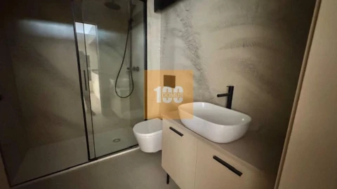 Apartamento para Venda em Cedofeita, Santo Ildefonso, Sé, Miragaia, São Nicolau e Vitória
