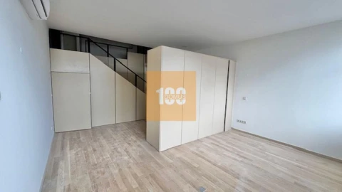 Apartamento para Venda em Cedofeita, Santo Ildefonso, Sé, Miragaia, São Nicolau e Vitória