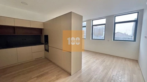 Apartamento para Venda em Cedofeita, Santo Ildefonso, Sé, Miragaia, São Nicolau e Vitória