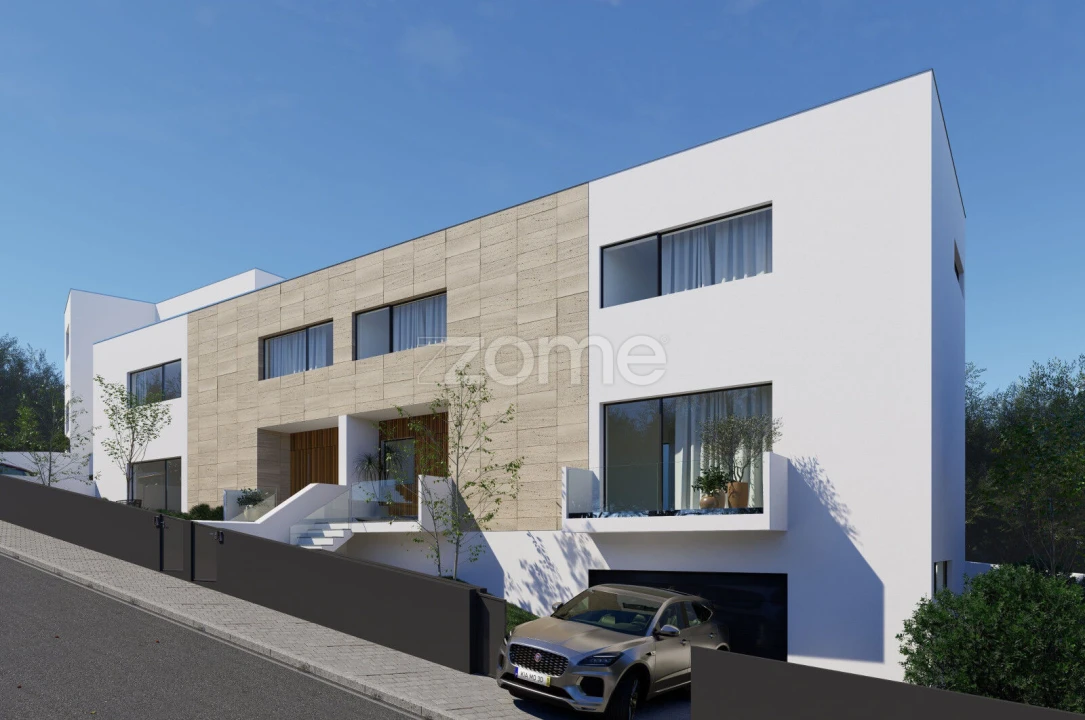 Moradia T4 para Venda em Gandra Foto 1