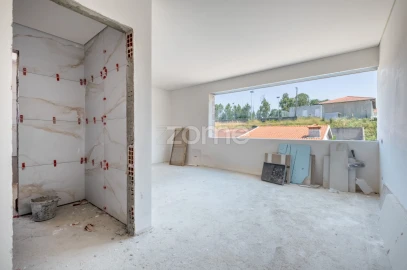 Moradia T4 para Venda em Gandra