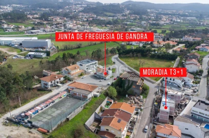 Moradia T4 para Venda em Gandra