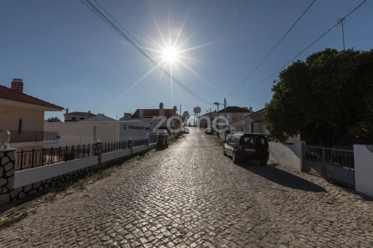 Moradia T3 para Venda em Canha Foto 3