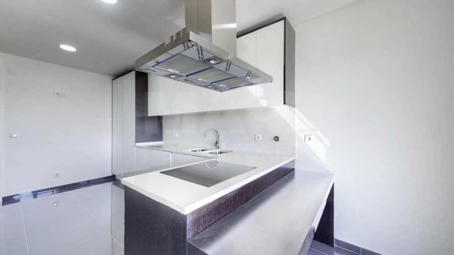 Apartamento T3 para Venda em Odivelas Foto 9