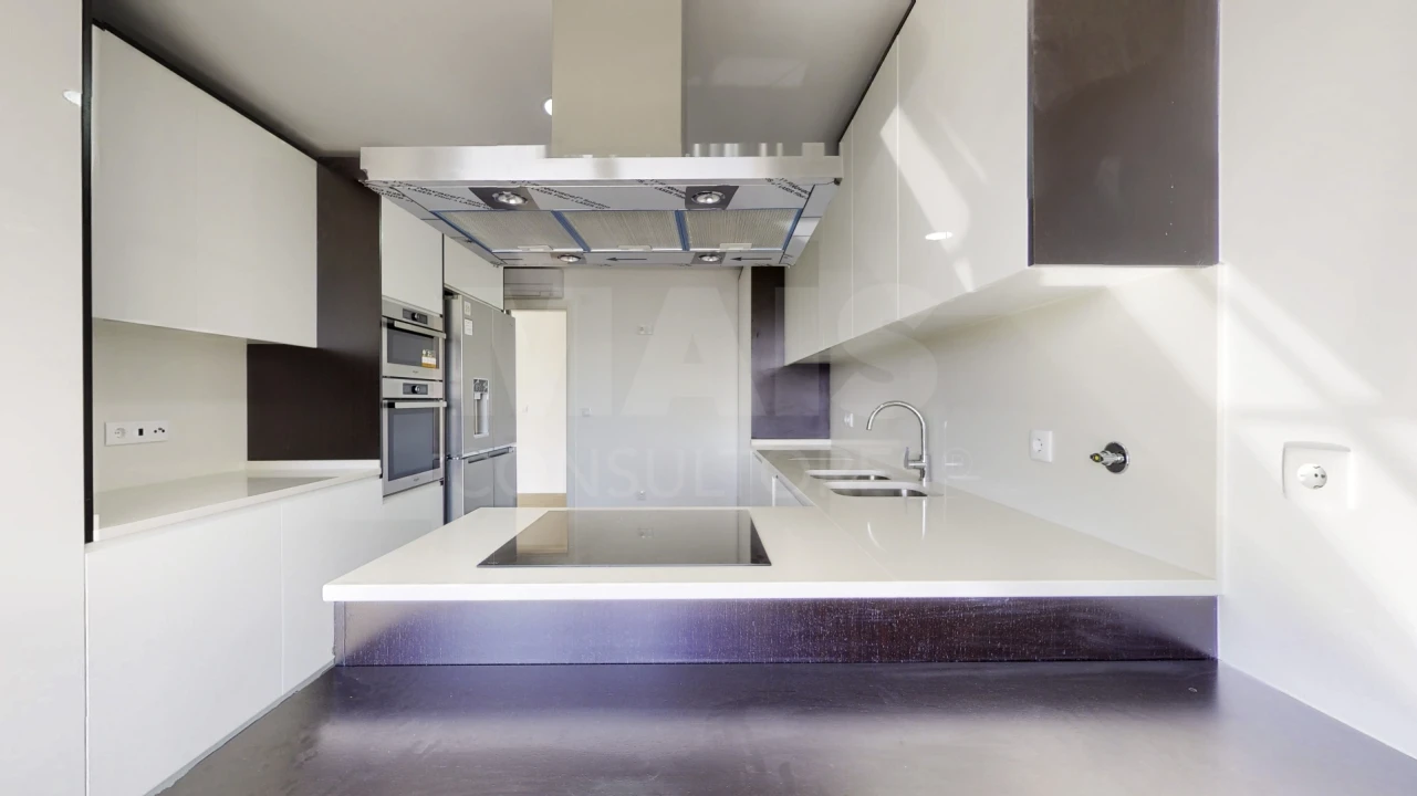 Apartamento T3 para Venda em Odivelas Foto 8