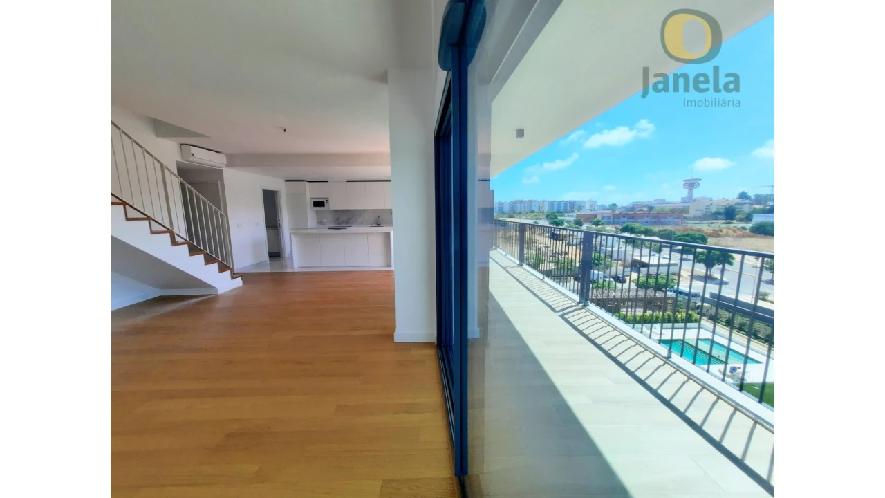 Apartamento T4 para Venda em Faro (Sé e São Pedro) Foto 2