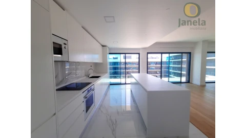 Apartamento T4 para Venda em Faro (Sé e São Pedro)