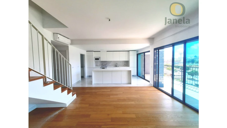 Apartamento T4 para Venda em Faro (Sé e São Pedro) Foto 5