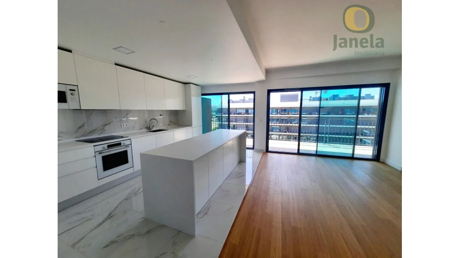 Apartamento T4 para Venda em Faro (Sé e São Pedro) Foto 7
