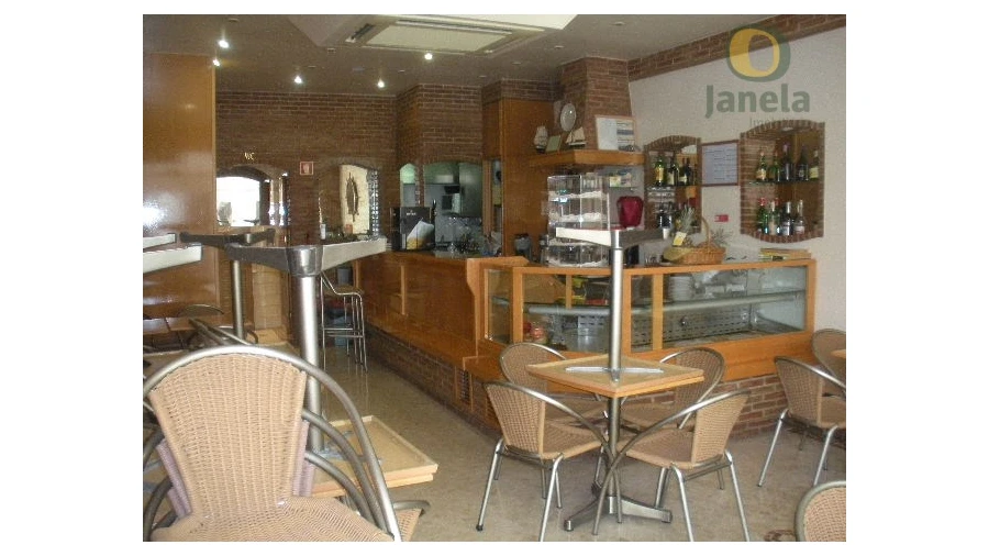 Negócio para Venda em Faro (Sé e São Pedro) Foto 1