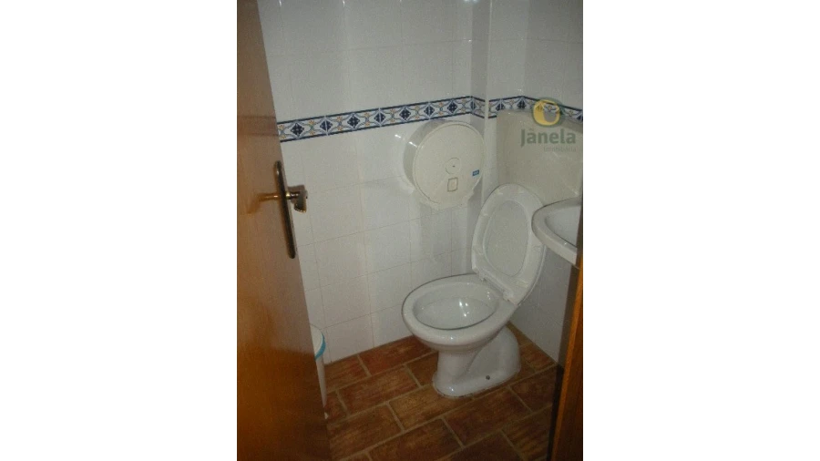 Negócio para Venda em Faro (Sé e São Pedro) Foto 2