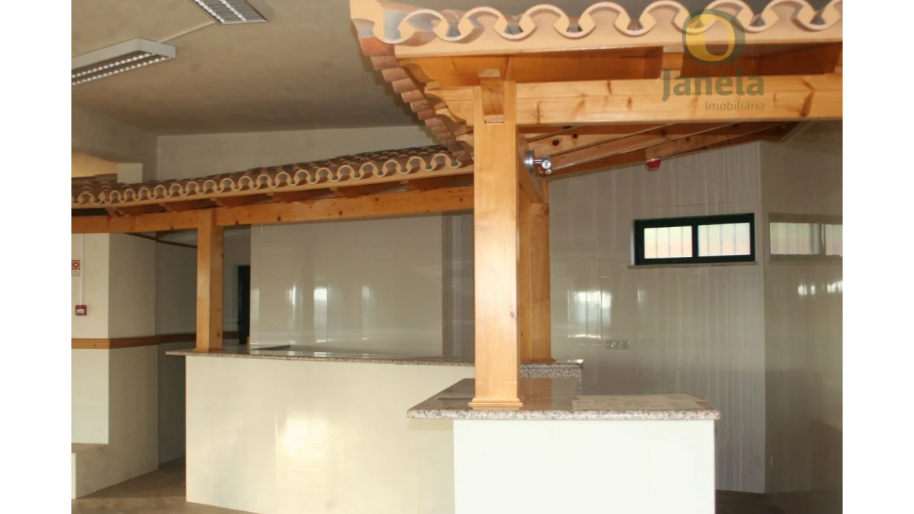 Negócio para Venda em Loule (São Sebastião) Foto 2