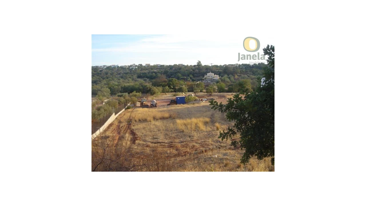 Terreno para Venda em São Brás de Alportel Foto 2