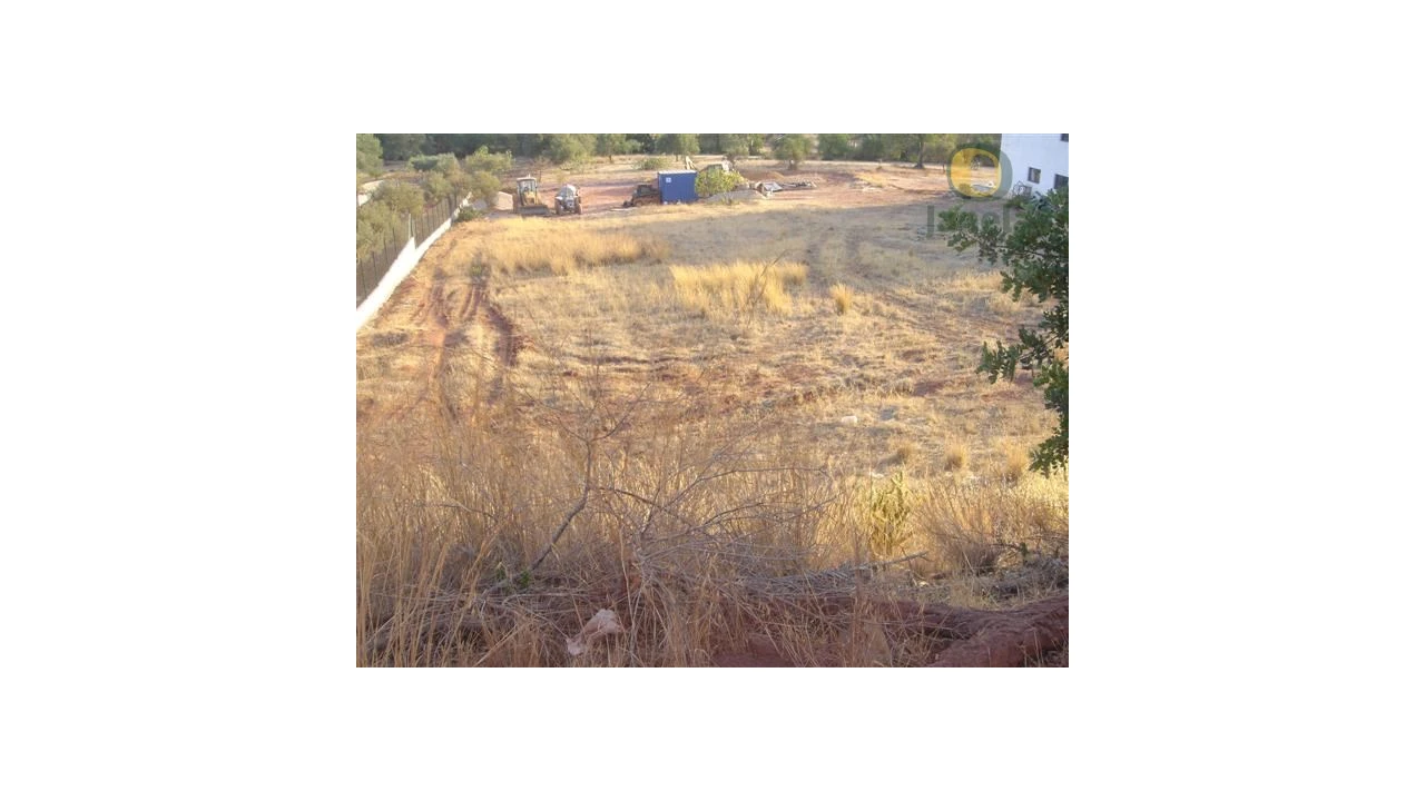 Terreno para Venda em São Brás de Alportel Foto 3