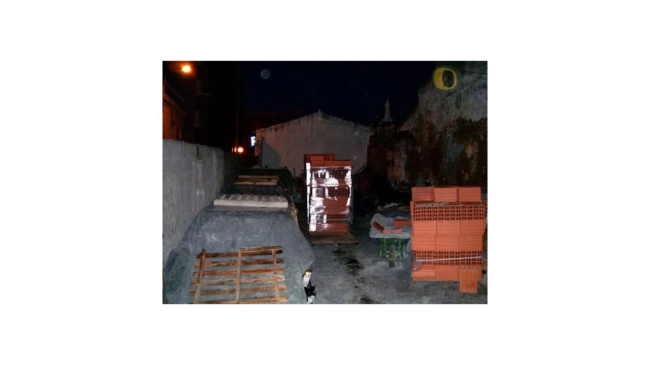 Terreno para Venda em Faro (Sé e São Pedro) Foto 2