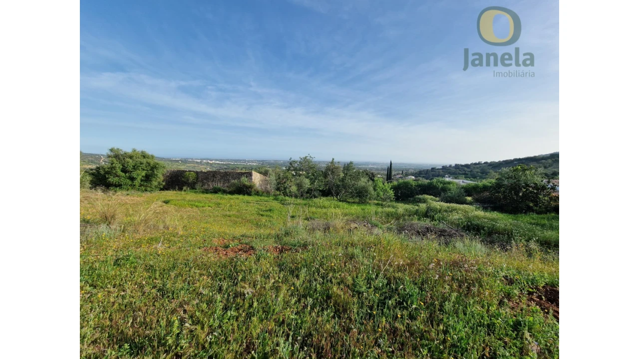 Quinta T4 para Venda em Santa Barbara de Nexe Foto 12
