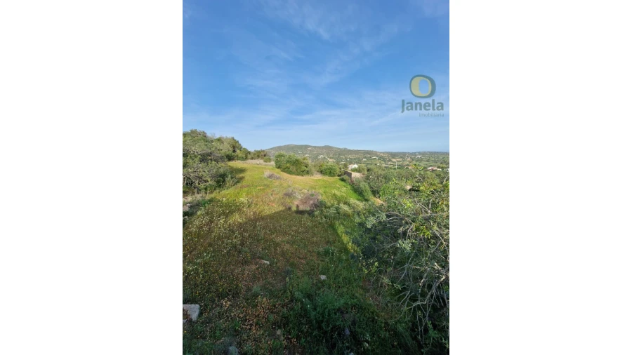 Quinta T4 para Venda em Santa Barbara de Nexe Foto 19