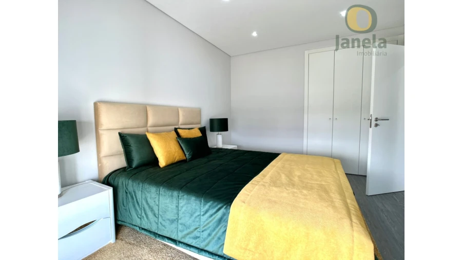 Apartamento T3 para Venda em Quelfes Foto 17