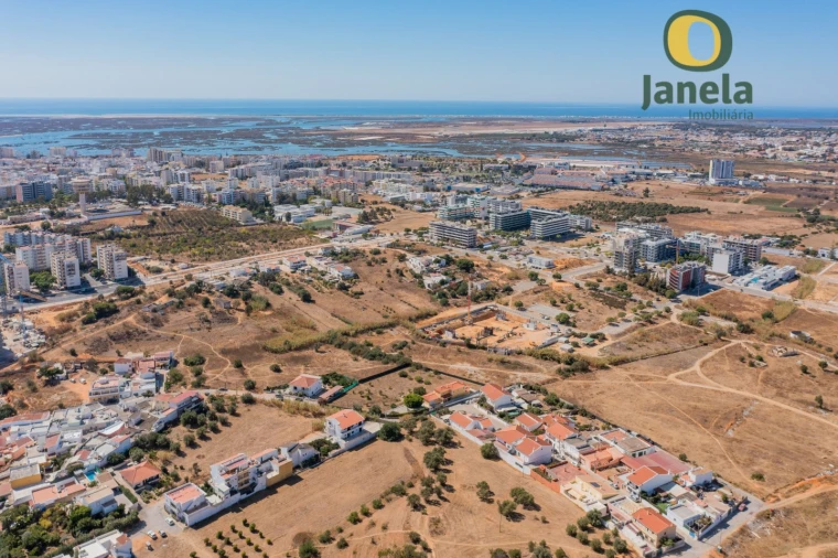 Terreno para Venda em Faro (Sé e São Pedro) Foto 6