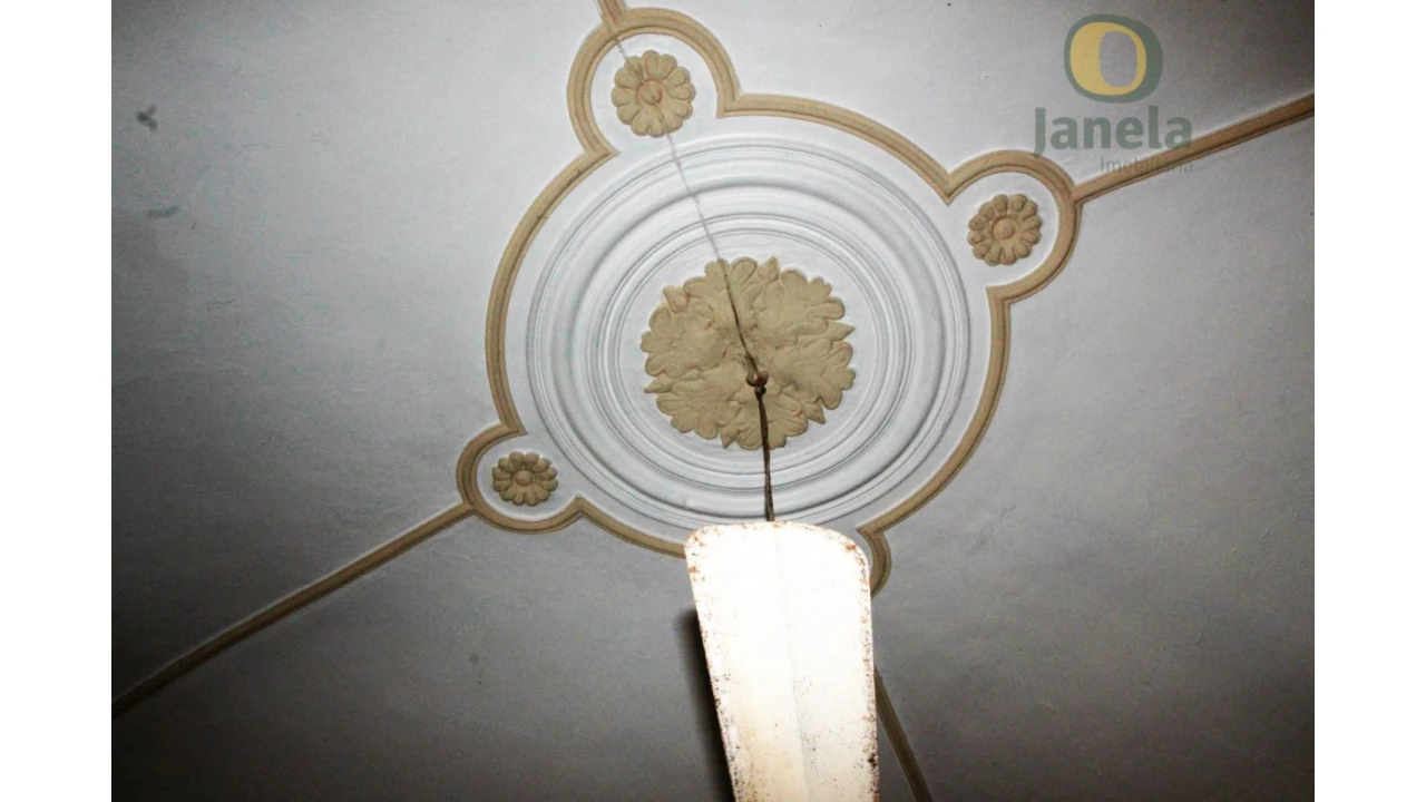 Prédio para Venda em Pechão Foto 3