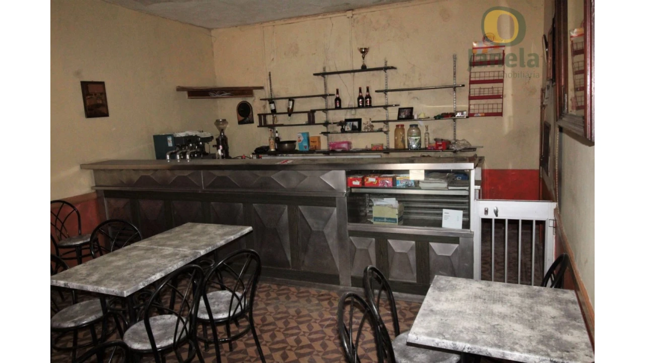 Prédio para Venda em Pechão Foto 6