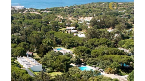Terreno para Venda em Albufeira e Olhos de Água