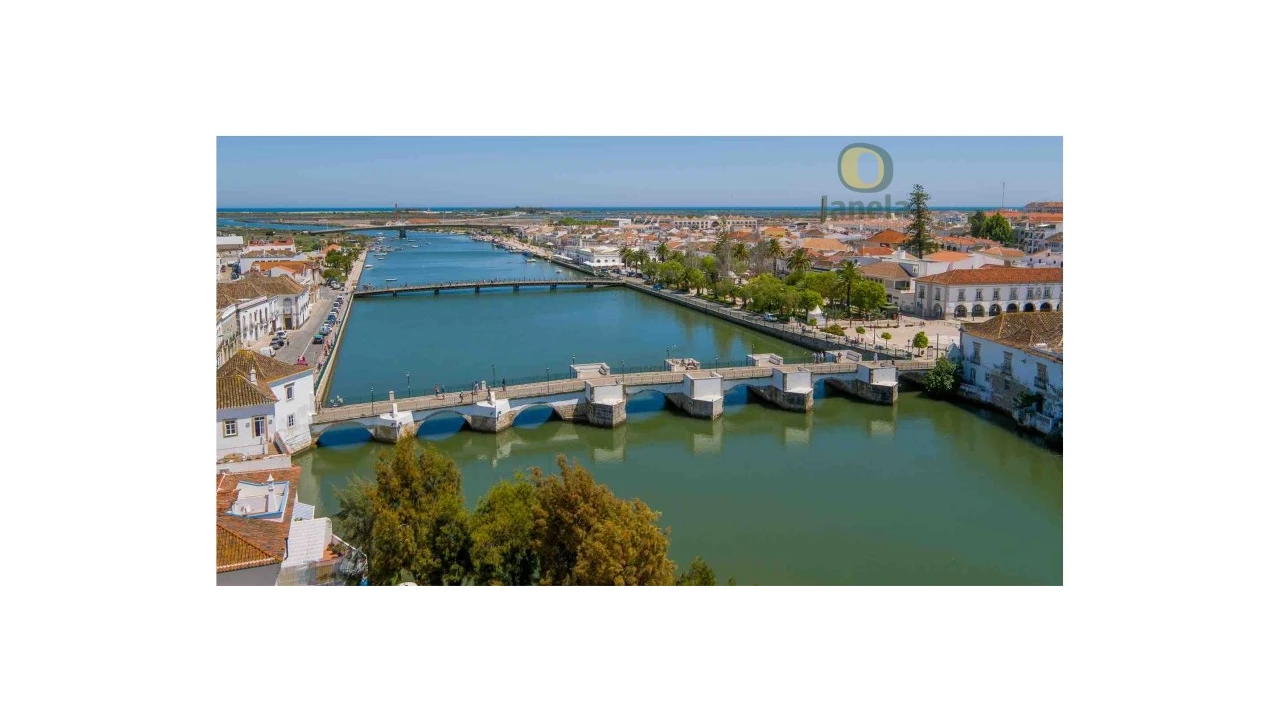 Terreno para Venda em Tavira (Santa Maria e Santiago) Foto 2