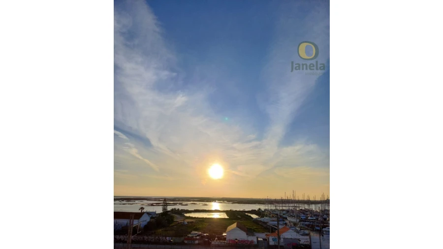 Armazém para Venda em Faro (Sé e São Pedro) Foto 2