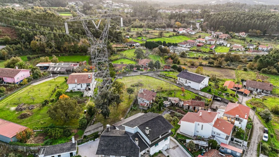 Terreno para Venda em Lobão, Gião, Louredo e Guisande Foto 8