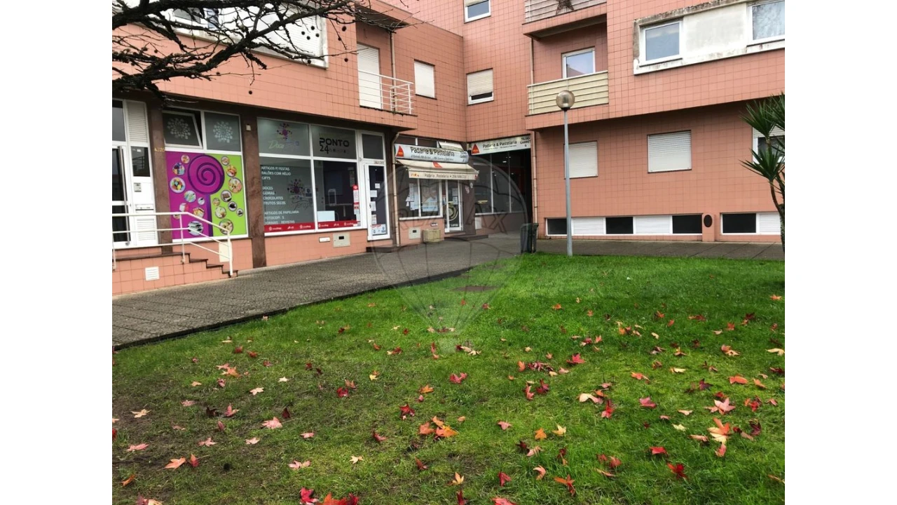 Loja para Venda em Ovar, São João, Arada e São Vicente de Pereira Jusã Foto 1