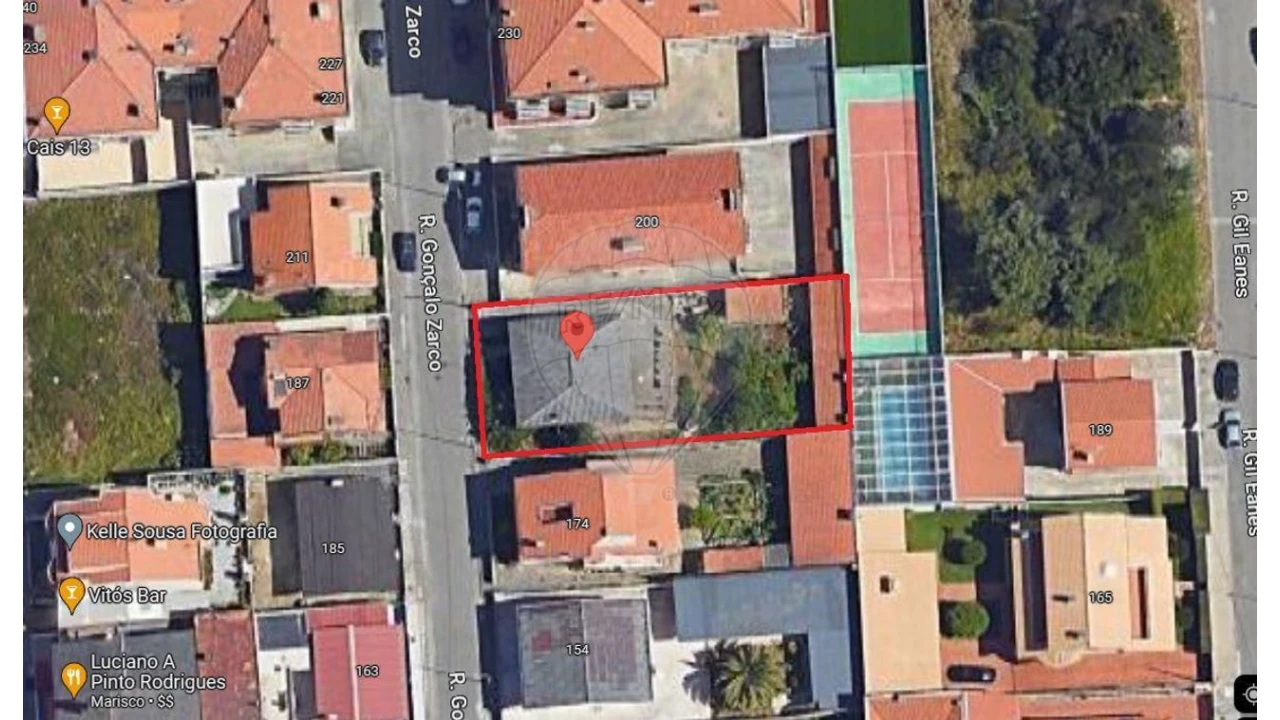 Moradia T7 para Venda em Esmoriz Foto 2