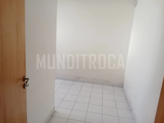 Armazém para Arrendamento em Tamel (São Verissimo) Foto 6